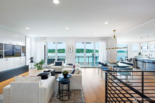 7734 Seward Park Avenue S, Seattle, WA 98118