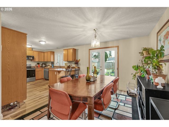 8307 N FOSS Ave, Portland, OR 97203