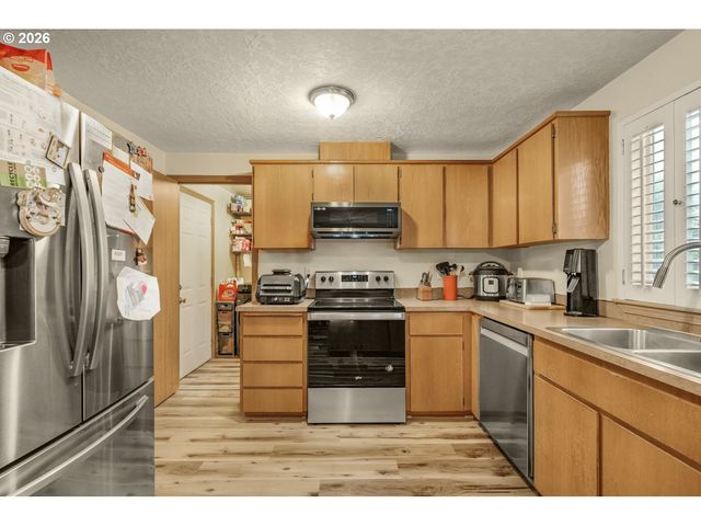 8307 N FOSS Ave, Portland, OR 97203