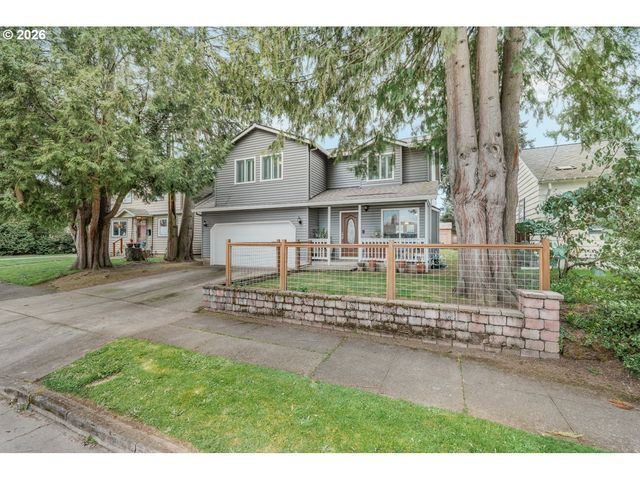 8307 N FOSS Ave, Portland, OR 97203