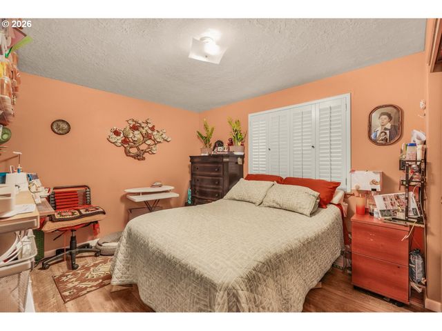 8307 N FOSS Ave, Portland, OR 97203