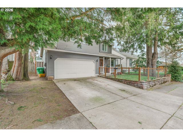 8307 N FOSS Ave, Portland, OR 97203
