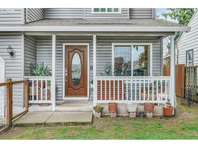 8307 N FOSS Ave, Portland, OR 97203
