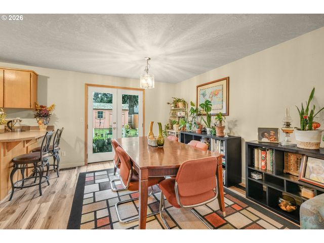 8307 N FOSS Ave, Portland, OR 97203