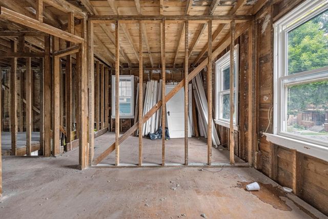 3911 W Roberts STREET, Milwaukee, WI 53208