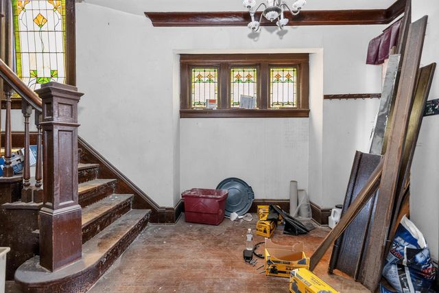 3911 W Roberts STREET, Milwaukee, WI 53208