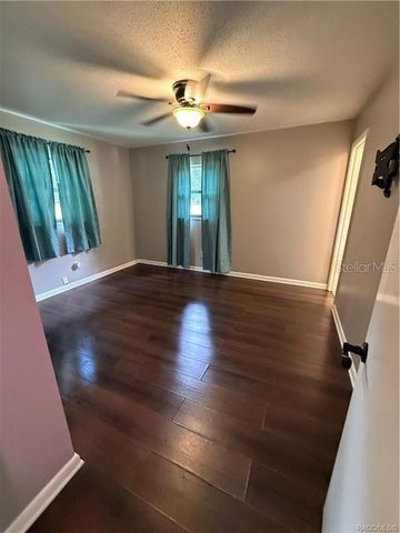 9756 W CAMPHOR LANE, Crystal River, FL 34428