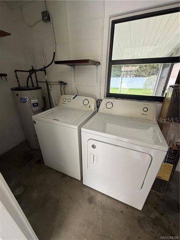 9756 W CAMPHOR LANE, Crystal River, FL 34428