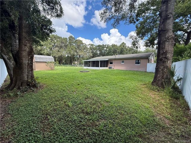 9756 W CAMPHOR LANE, Crystal River, FL 34428