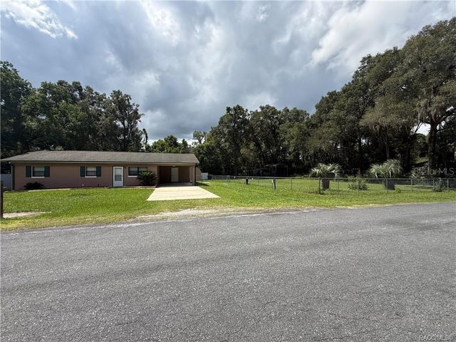 9756 W CAMPHOR LANE, Crystal River, FL 34428