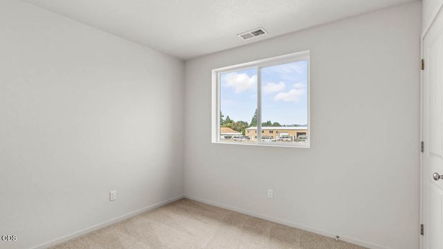 2639 Dakota Avenue, Medford, OR 97501