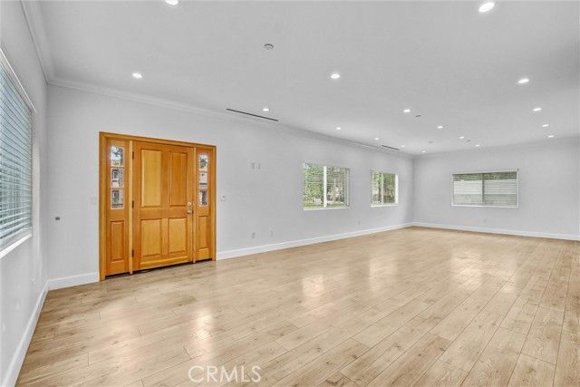 6711 Clybourn, North Hollywood (los Angeles), CA 91606