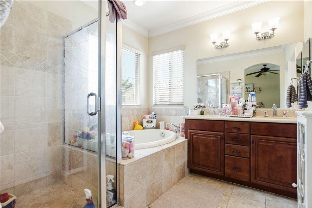 Image 15 of property listing at 1104 Patel, Duarte, CA 91010