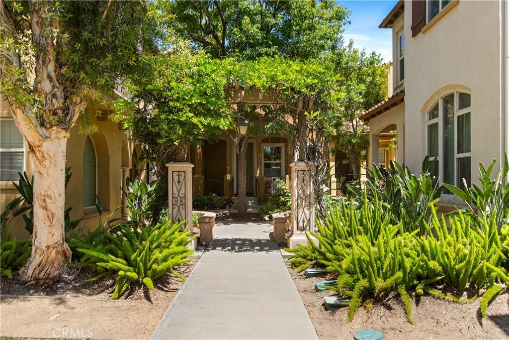 Image 4 of property listing at 1104 Patel, Duarte, CA 91010