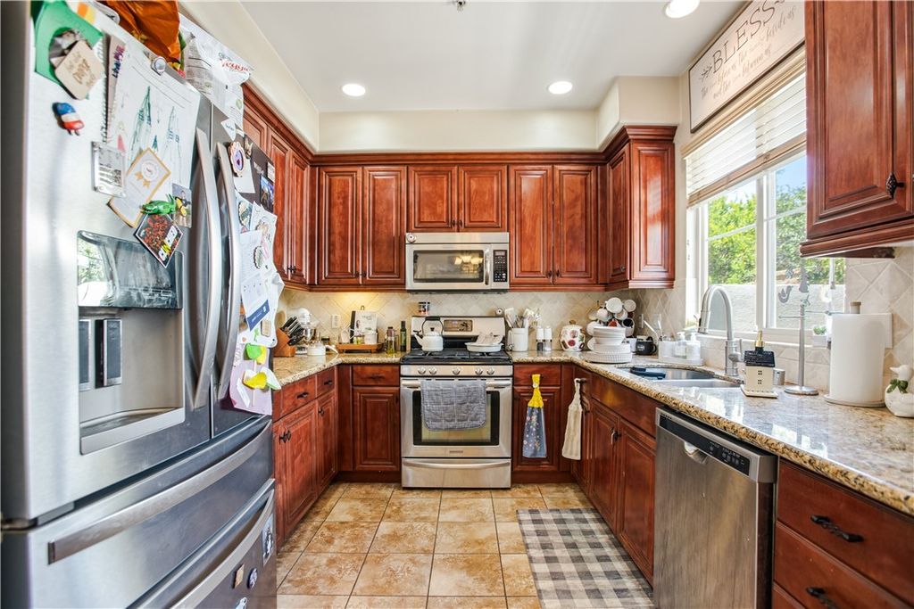 Image 9 of property listing at 1104 Patel, Duarte, CA 91010