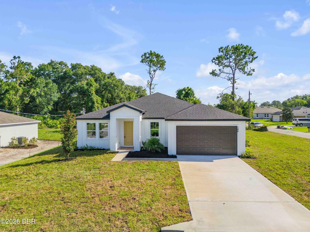 188 Persimmon Drive, Palm Coast, FL 32164