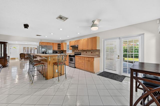 313 Poe Drive, Palm Springs, FL 33461