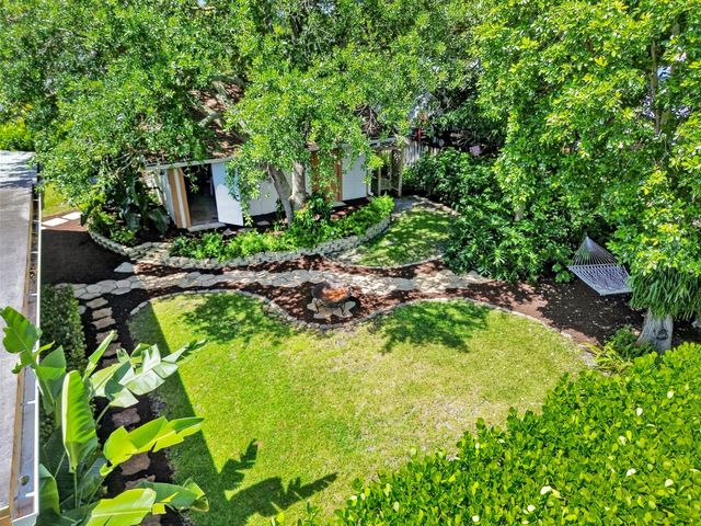 313 Poe Drive, Palm Springs, FL 33461