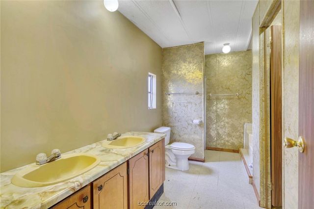 5059 County Road 132, Bedias, TX 77831
