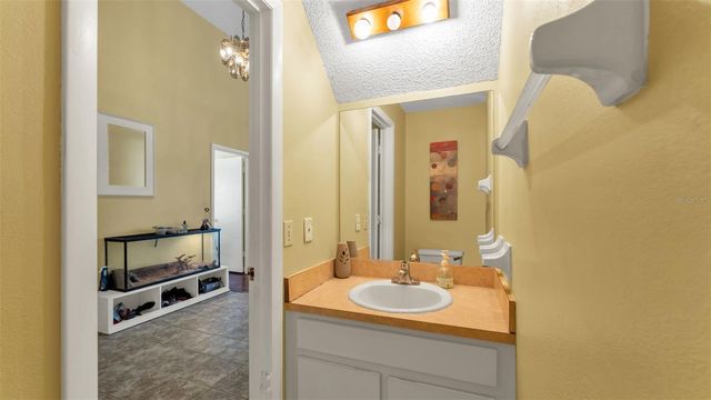 2221 EASTMEADOWS ROAD, Lakeland, FL 33812