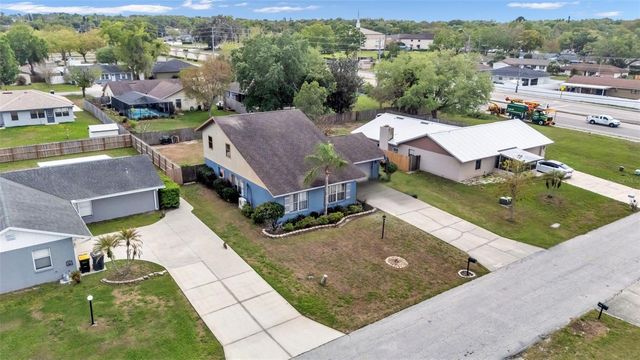 2221 EASTMEADOWS ROAD, Lakeland, FL 33812