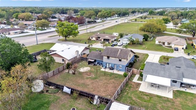 2221 EASTMEADOWS ROAD, Lakeland, FL 33812