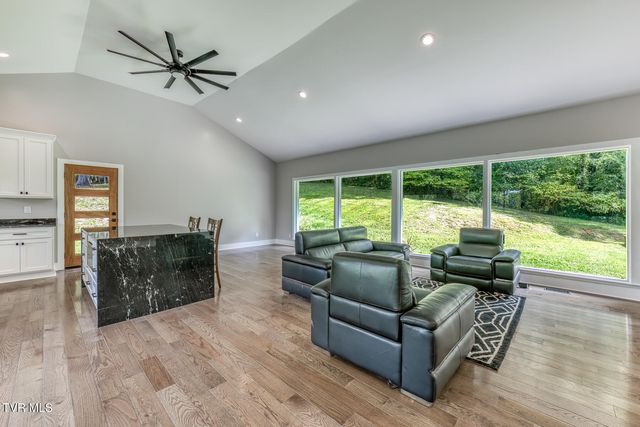 601 Orchard Road Extension, Elizabethton, TN 37643