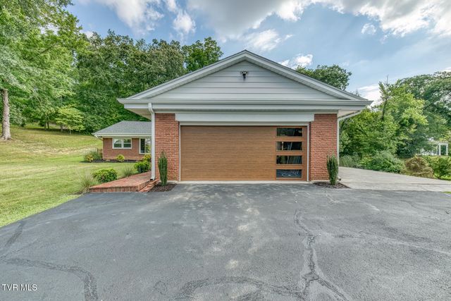 601 Orchard Road Extension, Elizabethton, TN 37643