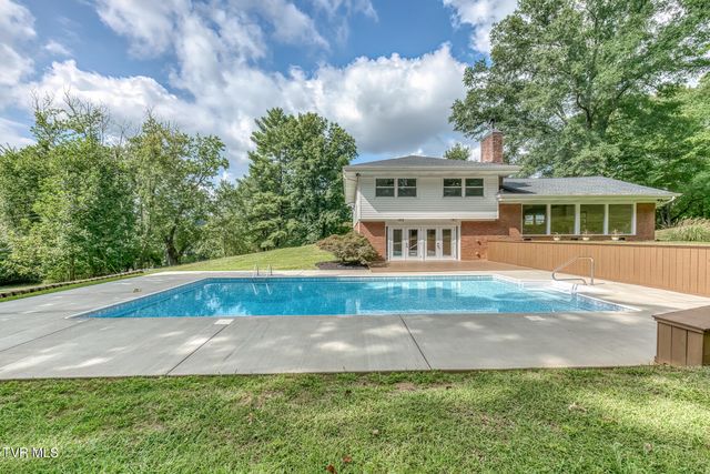 601 Orchard Road Extension, Elizabethton, TN 37643