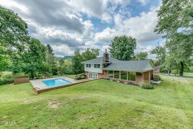 601 Orchard Road Extension, Elizabethton, TN 37643