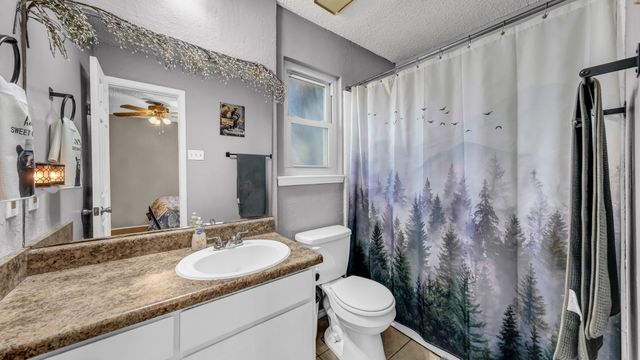 6144 Skylark Lane, Watauga, TX 76148