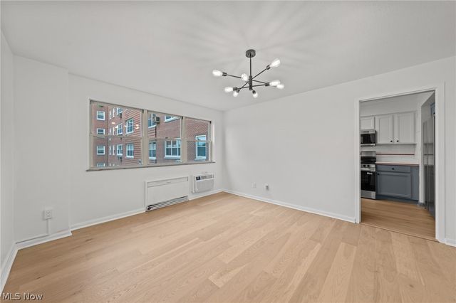 13800 Shaker Boulevard 602, Cleveland, OH 44120