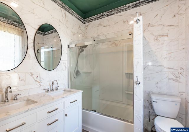 488 S 2nd St, Lebanon, OR 97355