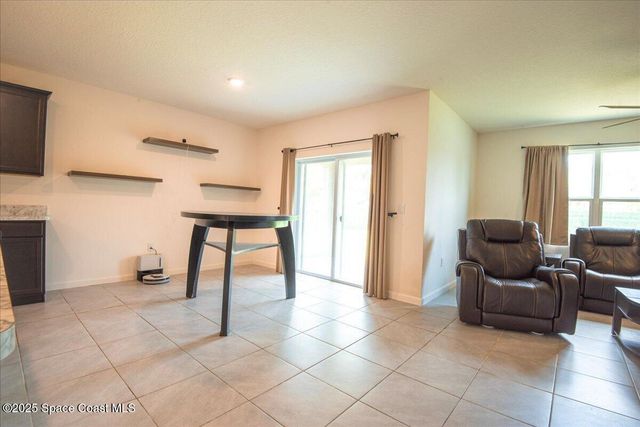 1574 Heartwellville Street NW, Palm Bay, FL 32907