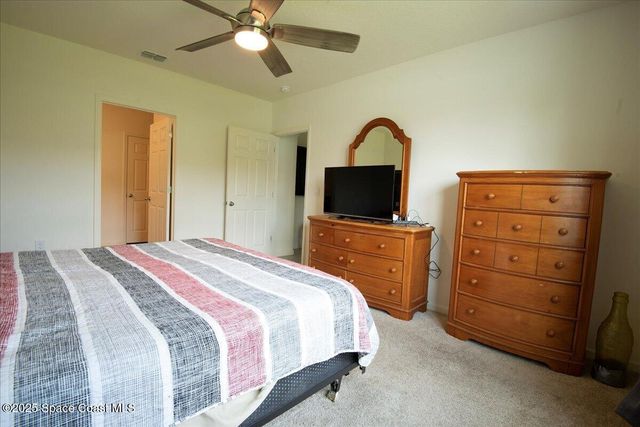 1574 Heartwellville Street NW, Palm Bay, FL 32907