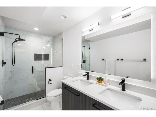 1870 Irving St, Denver, CO 80204