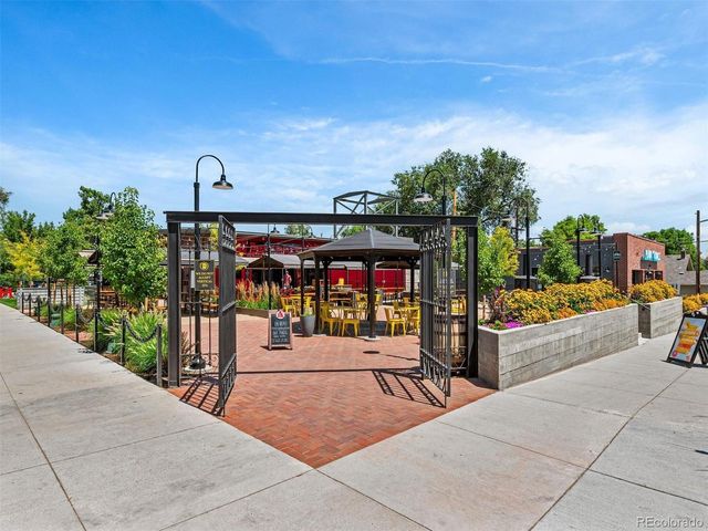 1870 Irving St, Denver, CO 80204