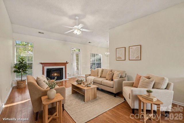 8524 Albury Walk Lane, Charlotte, NC 28277