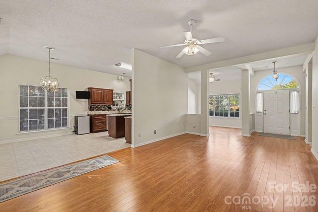 8524 Albury Walk Lane, Charlotte, NC 28277