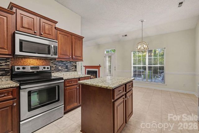 8524 Albury Walk Lane, Charlotte, NC 28277