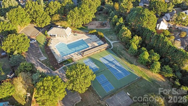 8524 Albury Walk Lane, Charlotte, NC 28277