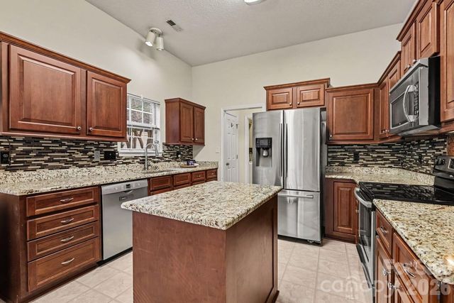 8524 Albury Walk Lane, Charlotte, NC 28277