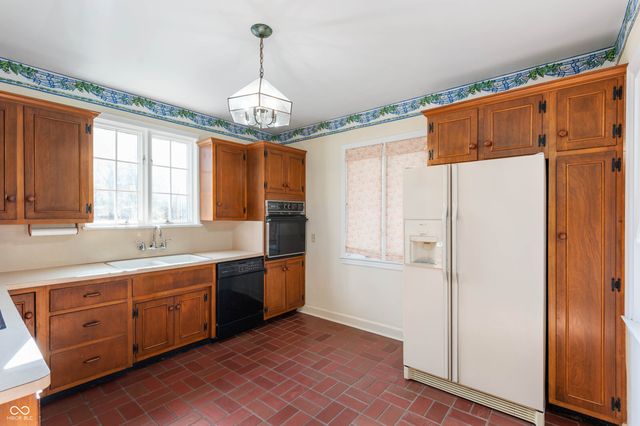 1110 Van Buskirk Road, Anderson, IN 46011