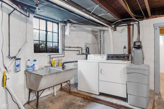 1110 Van Buskirk Road, Anderson, IN 46011