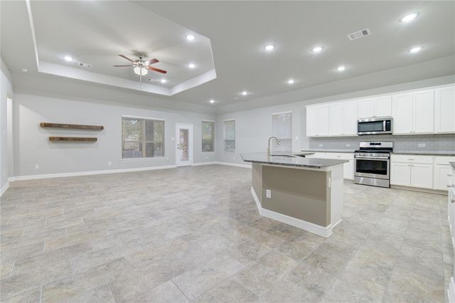 210 Elianne Lace Court, Conroe, TX 77318