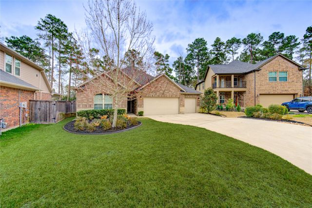210 Elianne Lace Court, Conroe, TX 77318