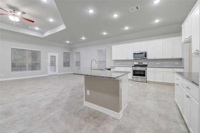 210 Elianne Lace Court, Conroe, TX 77318