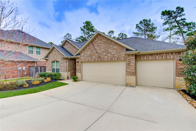 210 Elianne Lace Court, Conroe, TX 77318