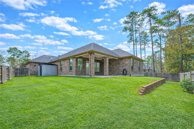 210 Elianne Lace Court, Conroe, TX 77318