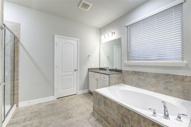 210 Elianne Lace Court, Conroe, TX 77318